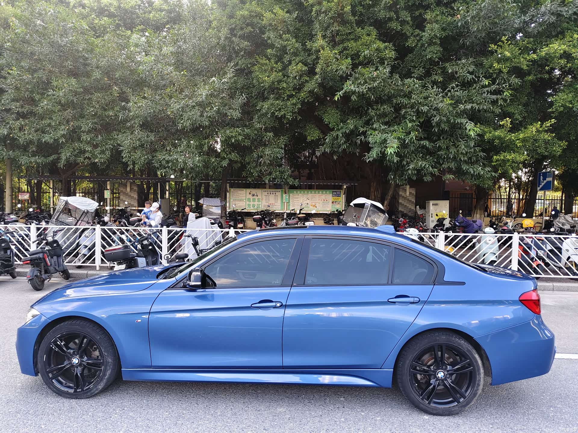 BMW 3 Series, 2017 7