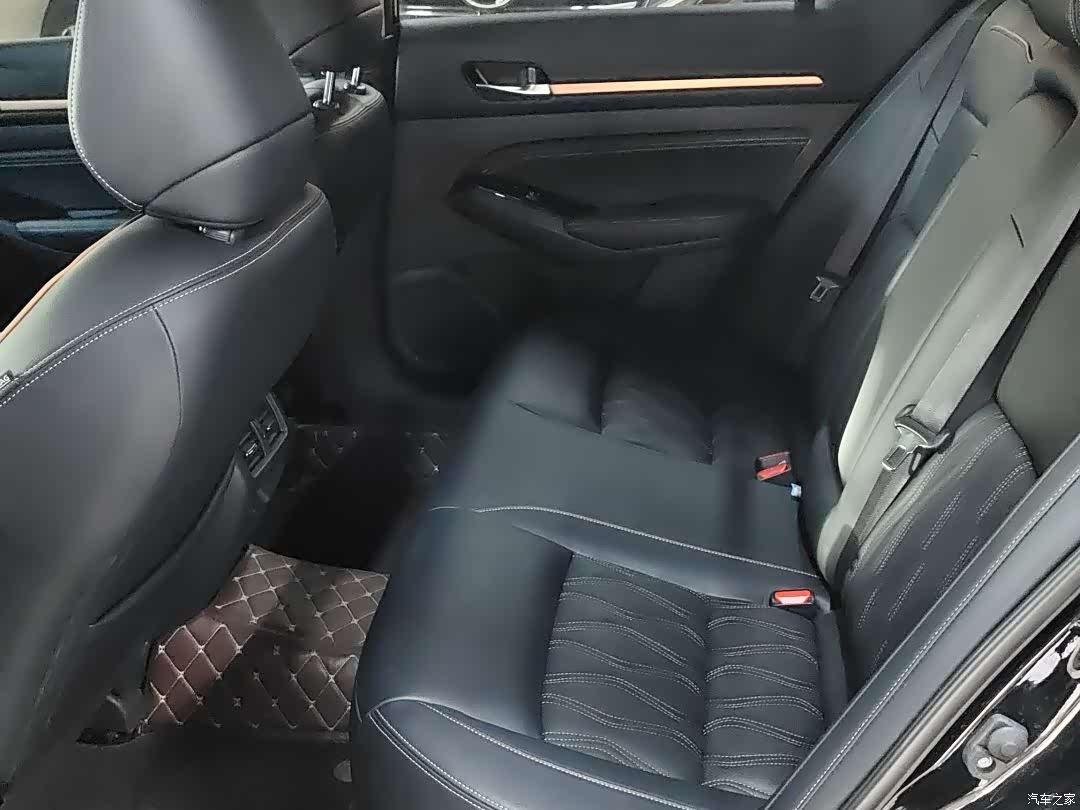 Nissan Teana, 2025 11