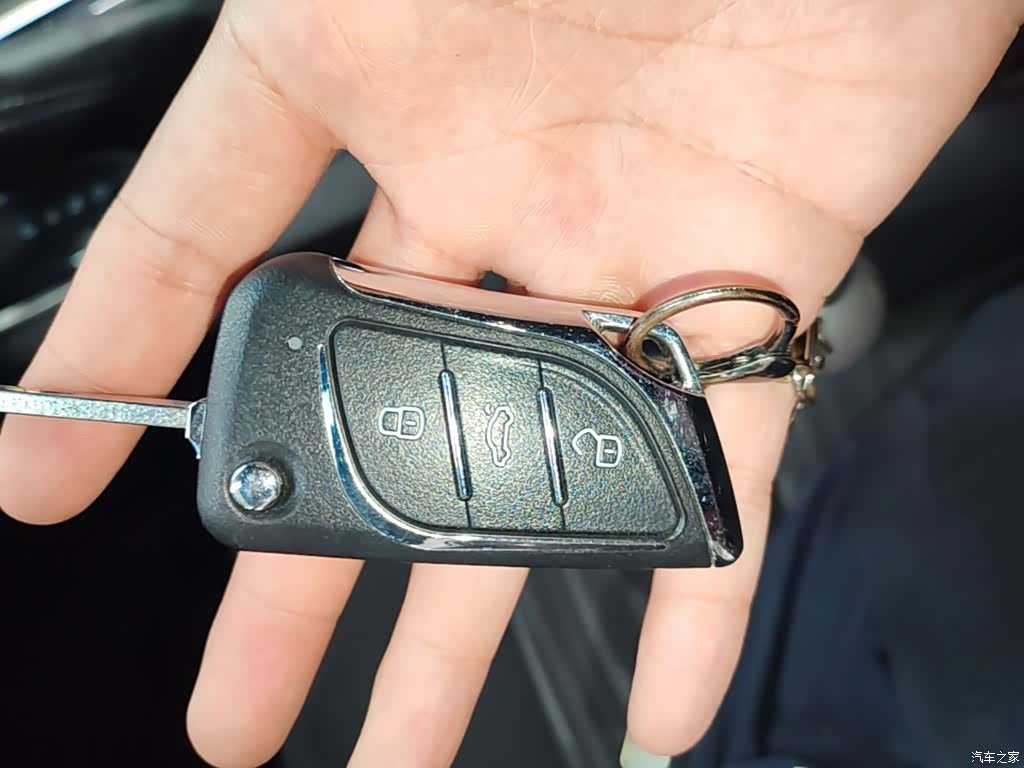 Chevrolet 320, 2019 9