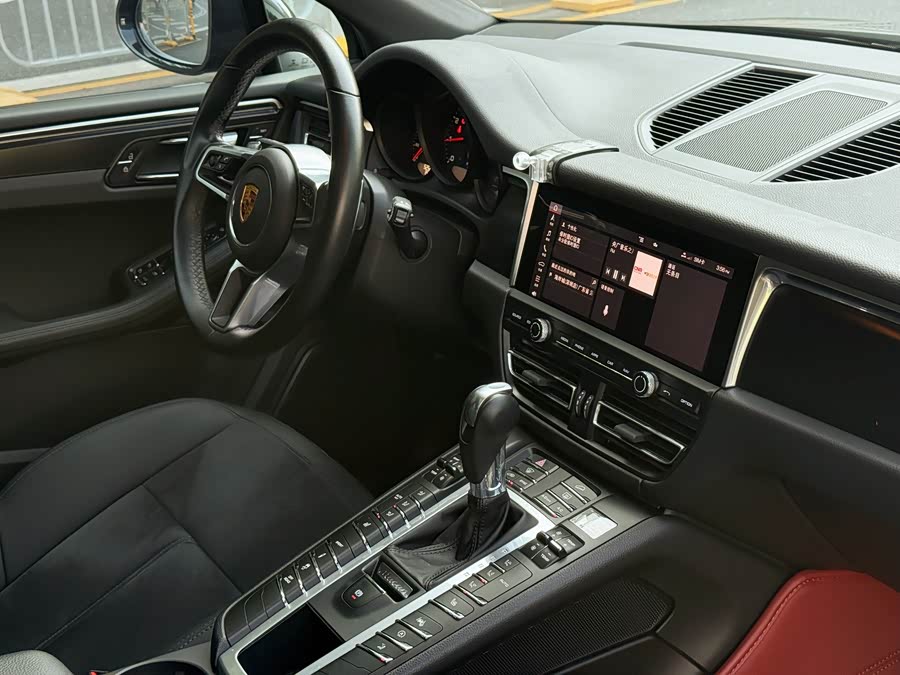 Porsche Macan 2020, фото 20