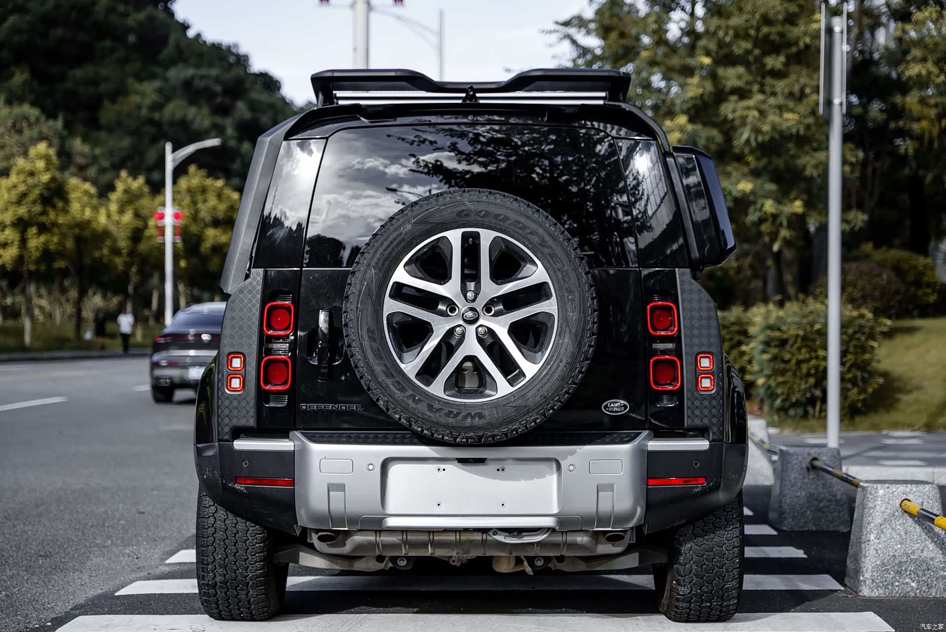 Land Rover Defender, 2022 21