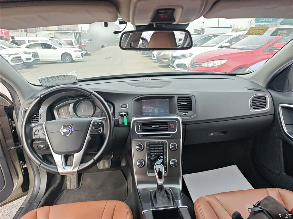 Volvo S60, 2014 10