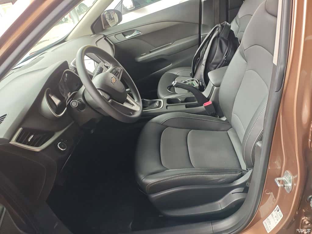 Chevrolet 320, 2018 15