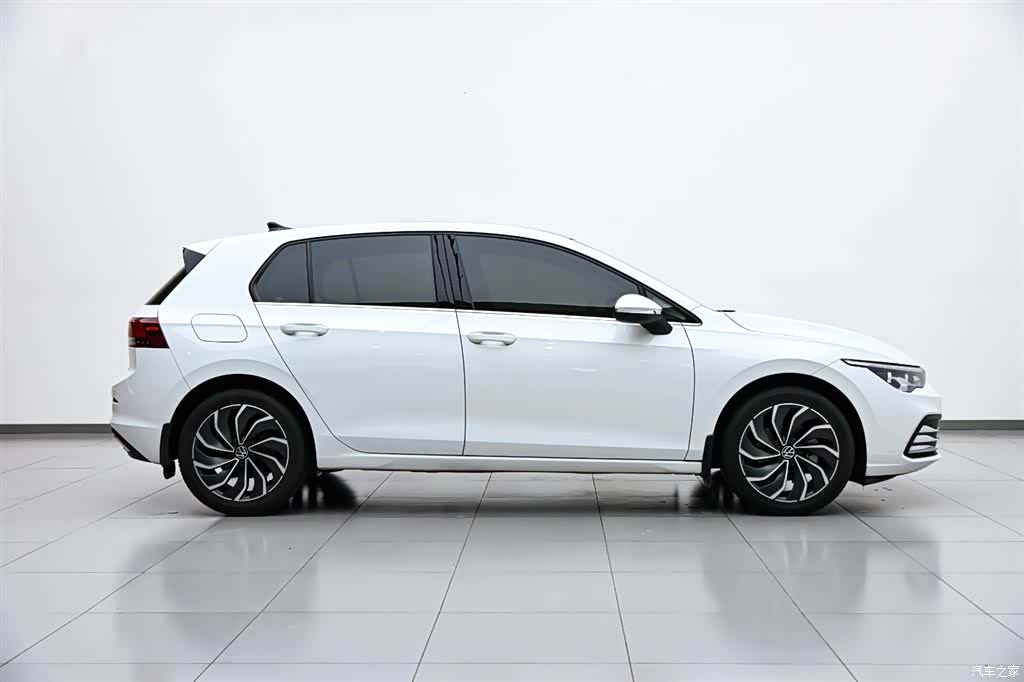 Volkswagen Golf, 2022 6