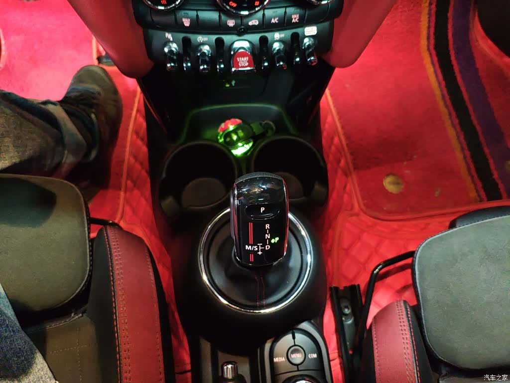 Mini Cooper, 2019 10