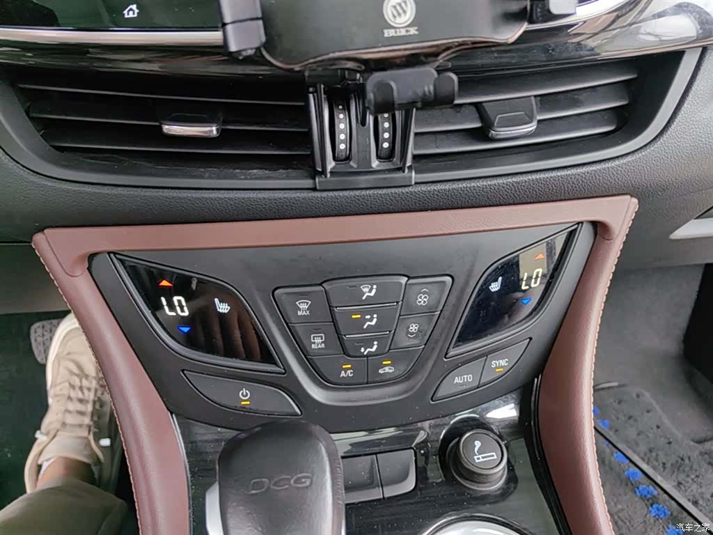 Buick Envision Plus, 2021 13