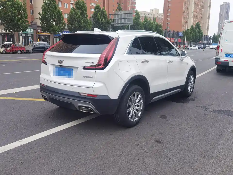 Cadillac XT4
