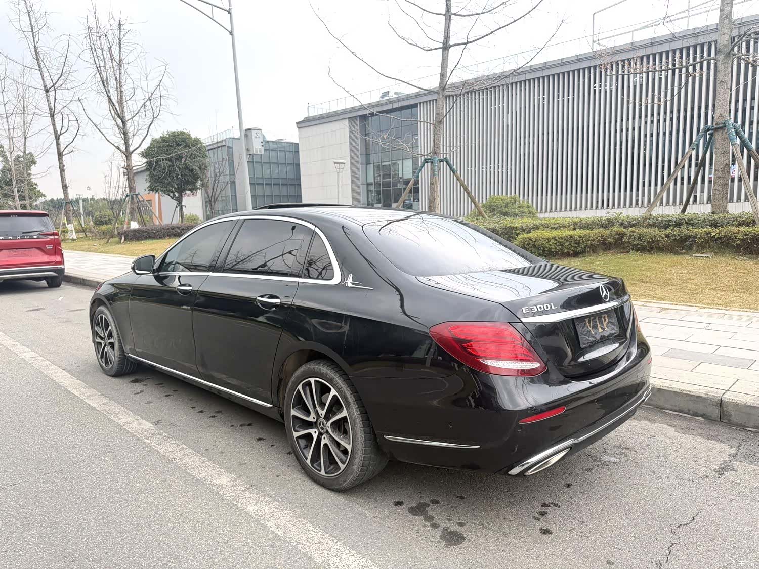 Mercedes-Benz E-Class, 2019 9