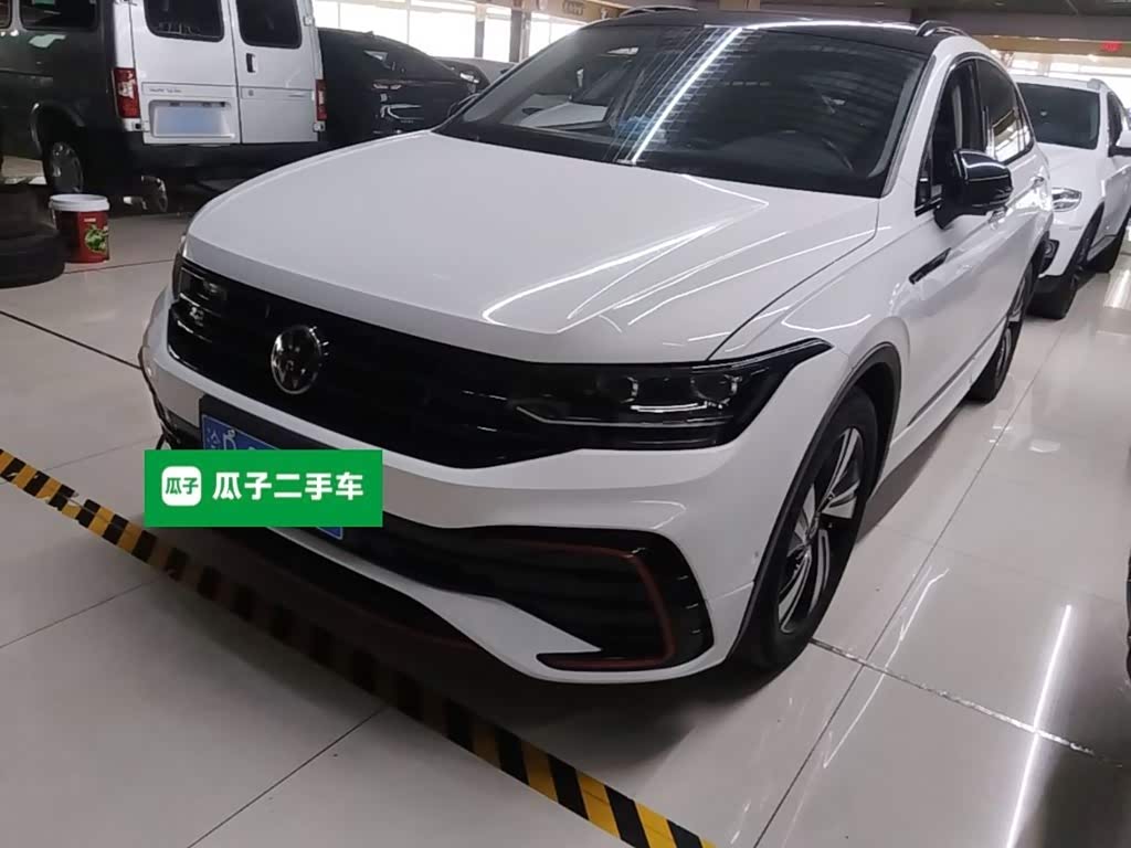 Volkswagen Tiguan X X 2023 330TSI Flagship