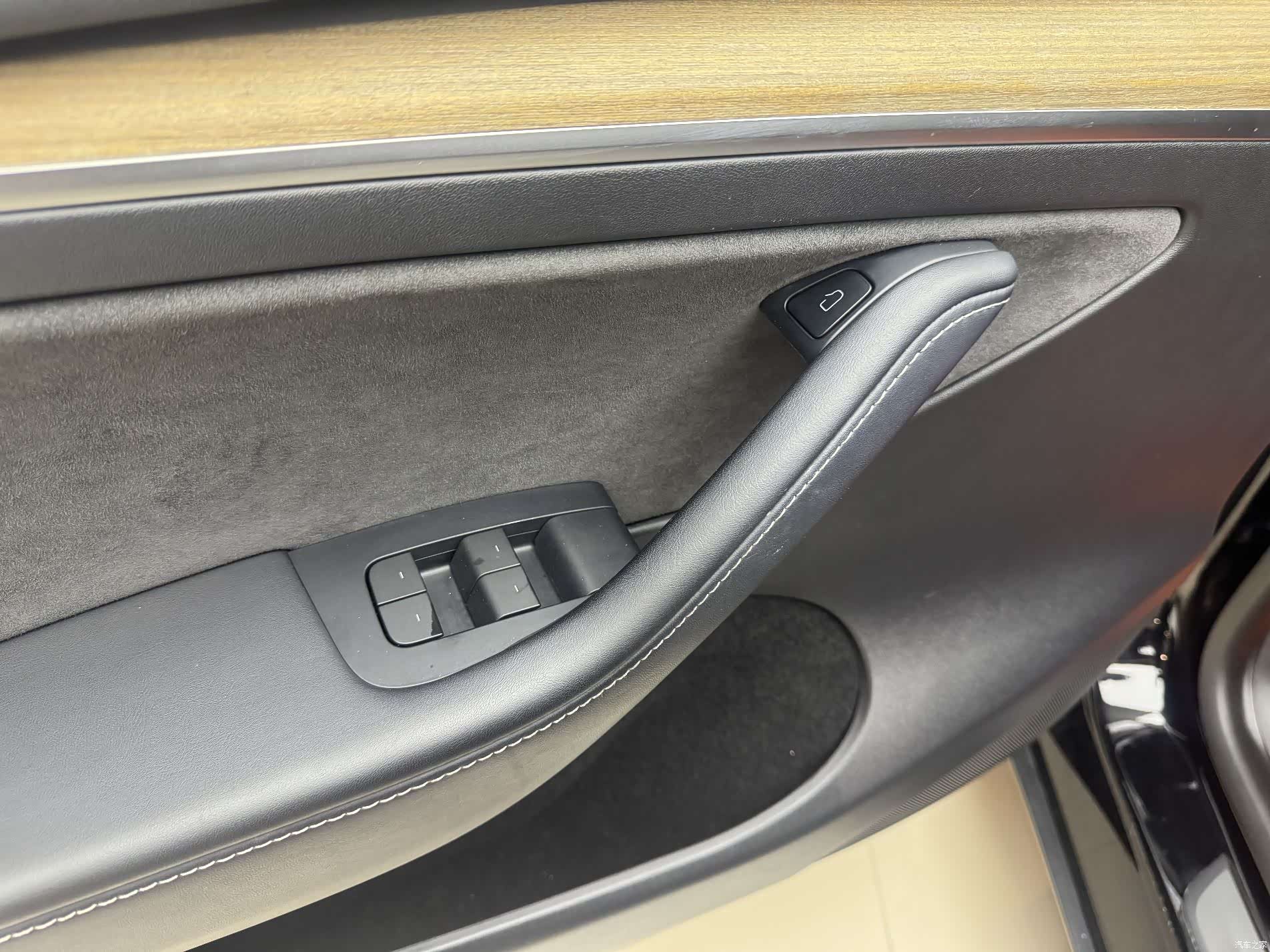 Tesla Model Y, 2022 10