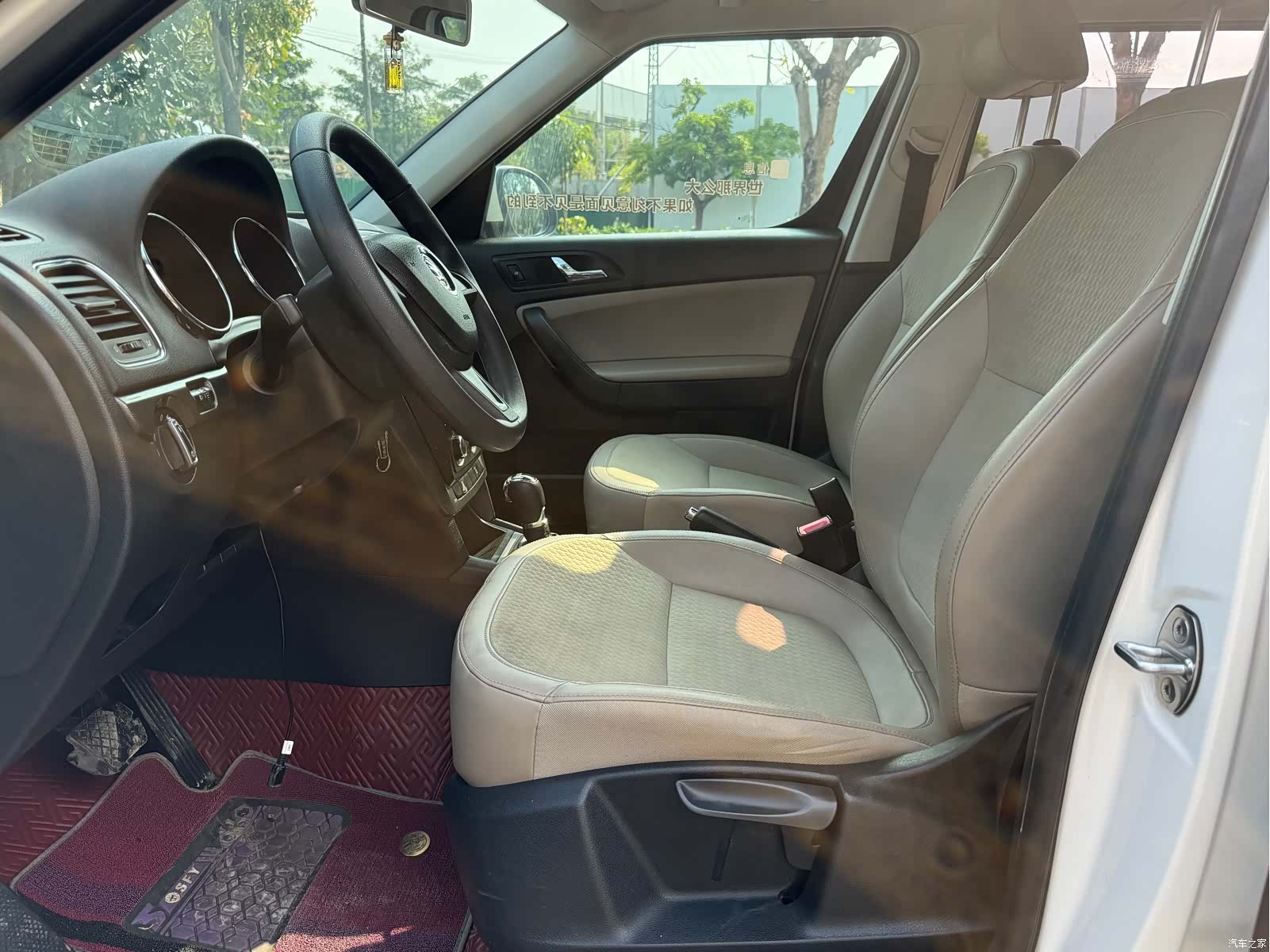 Skoda Yeti, 2015 8