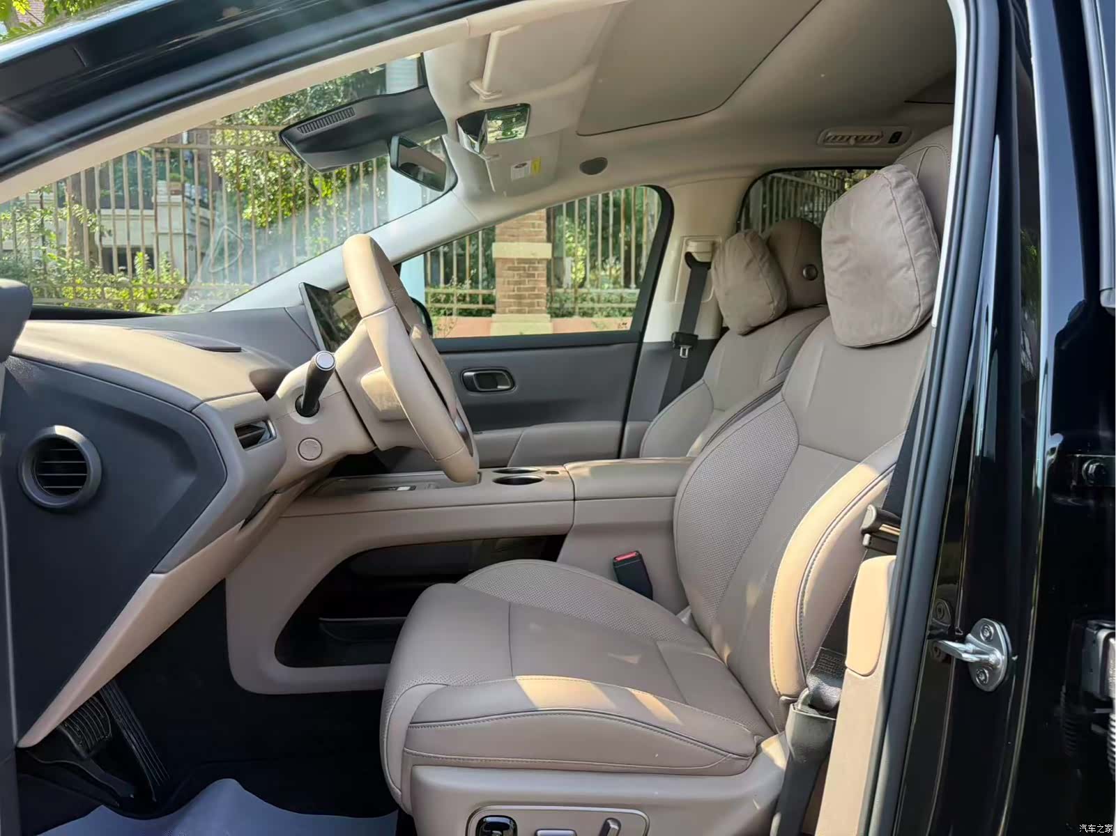 Li Auto i8, 2026 8