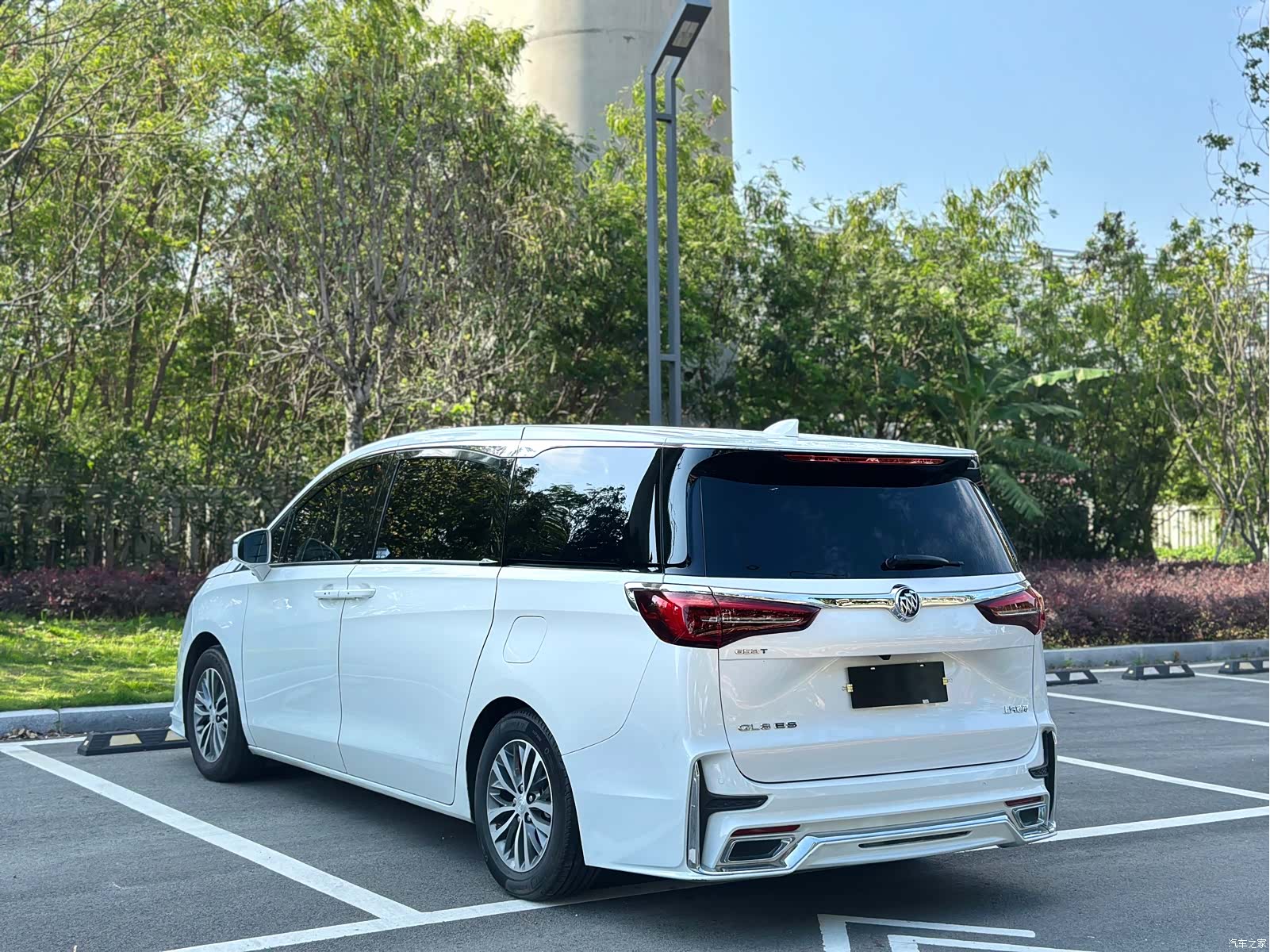 Buick GL8, 2022 11