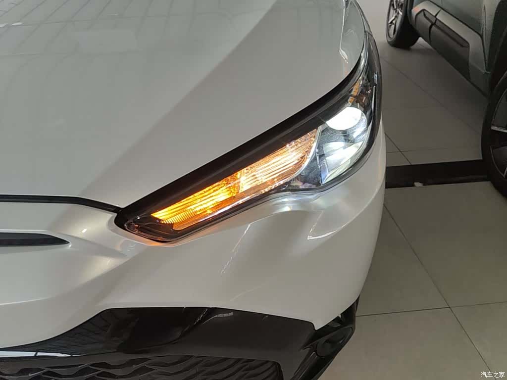 Toyota Frontlander, 2025 24