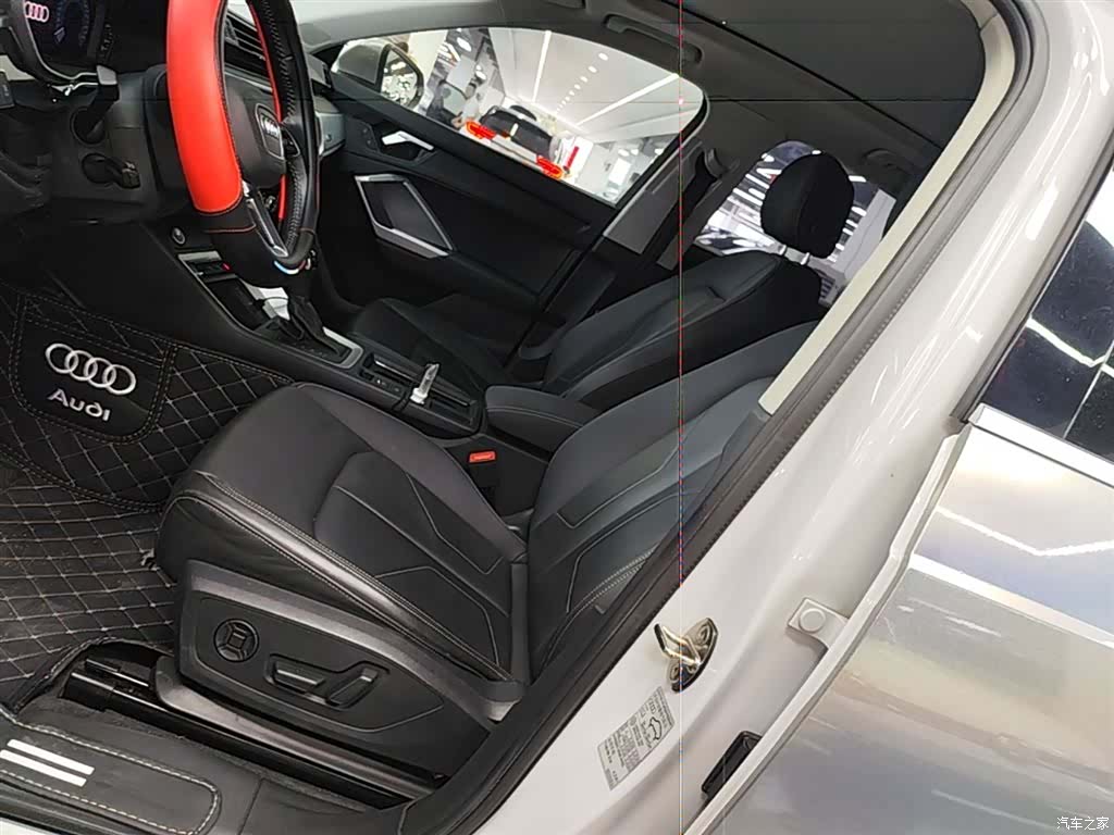 Audi Q3, 2020 15