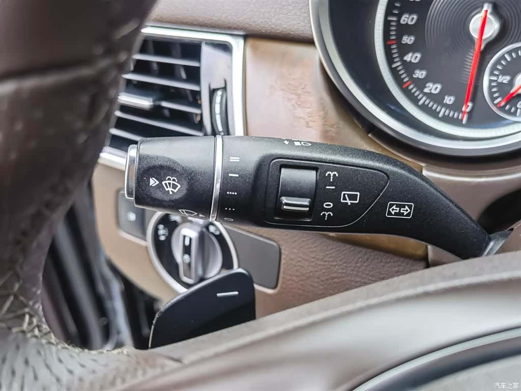 Mercedes-Benz GLE, 2017 23