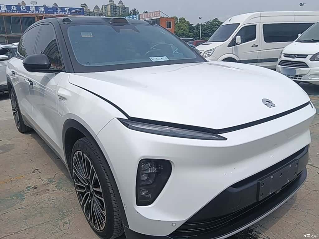 NIO ES8, 2023 22