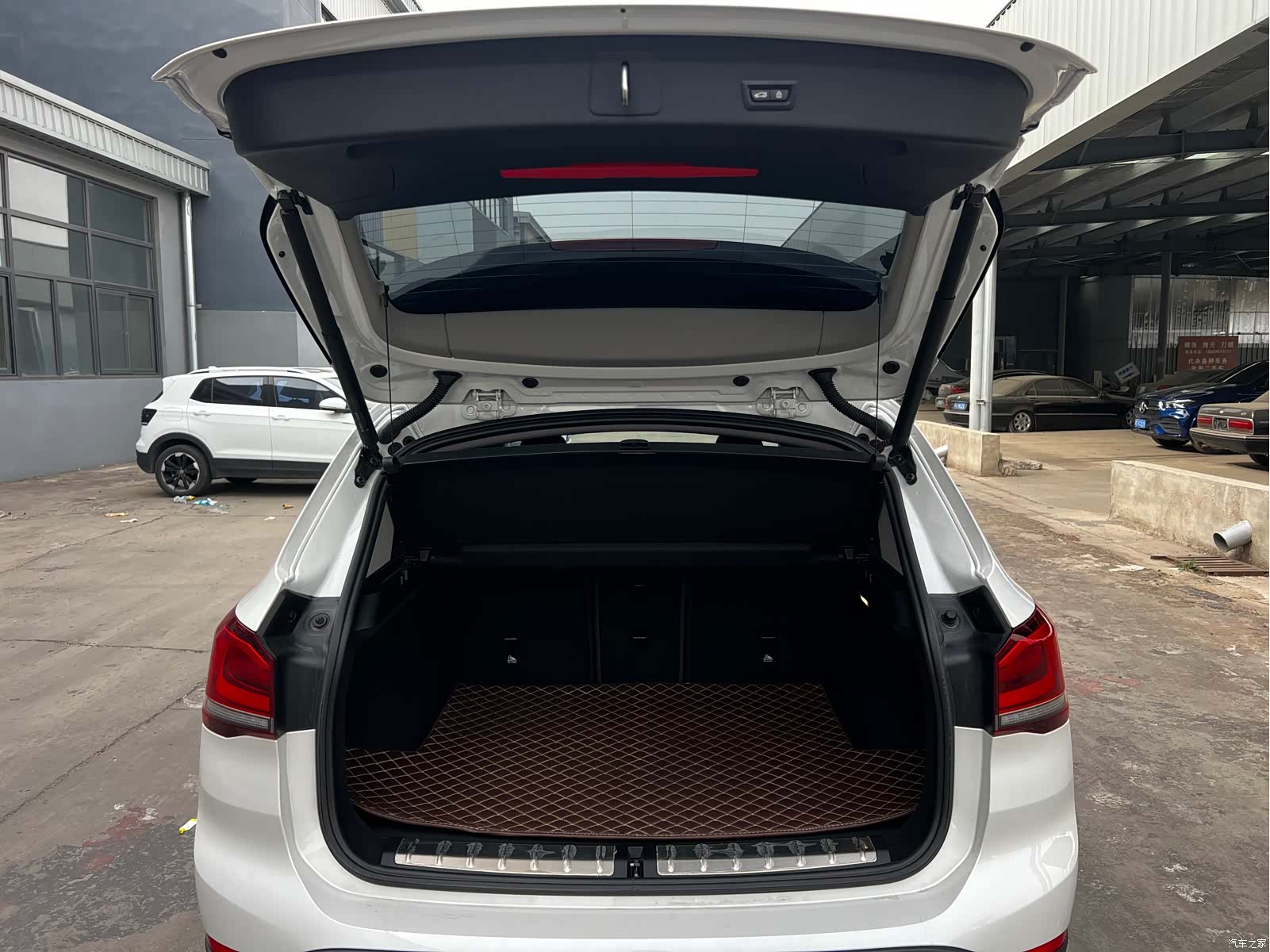 BMW X1, 2023 13