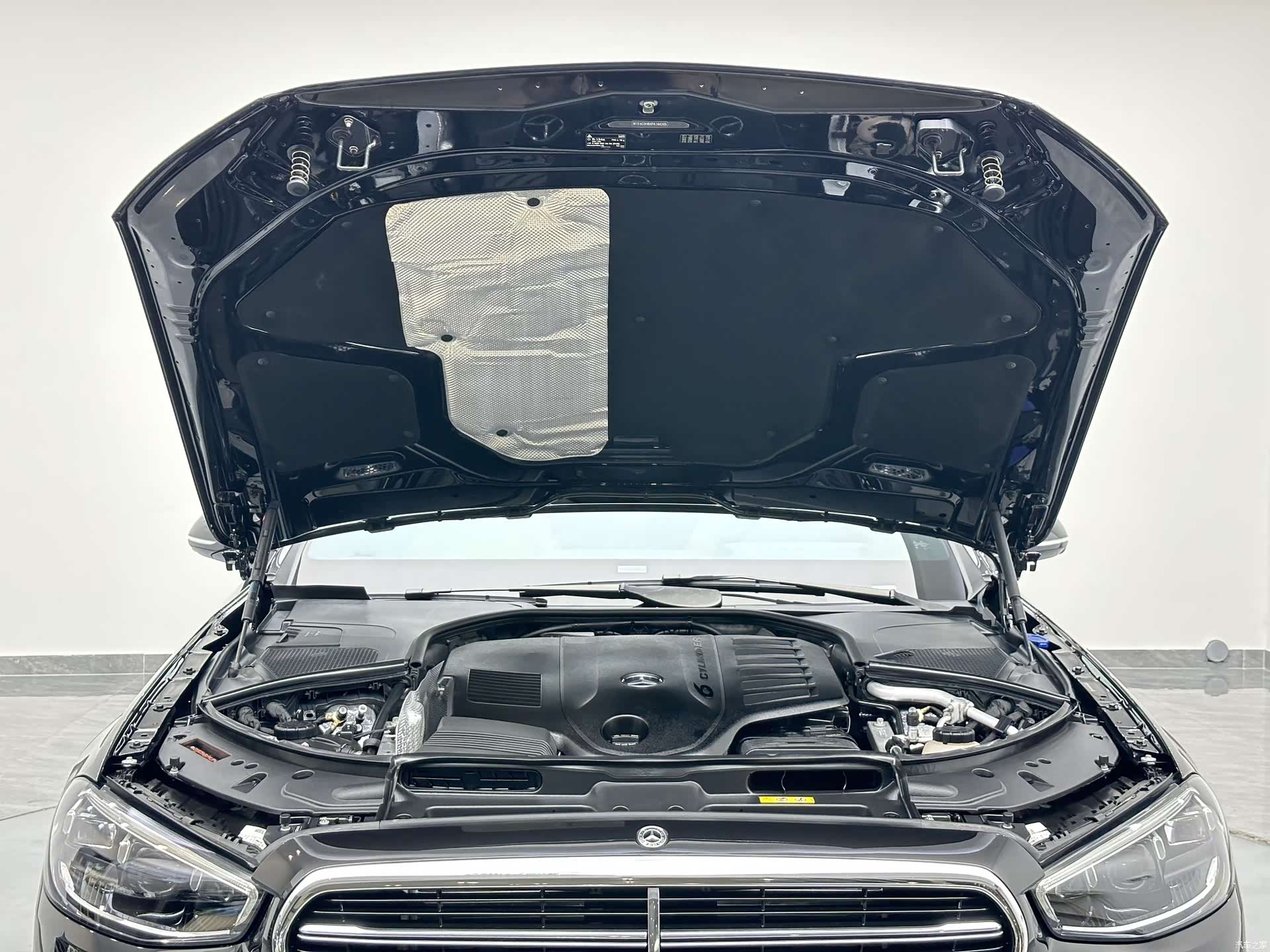 Mercedes-Benz S-Class, 2023 26