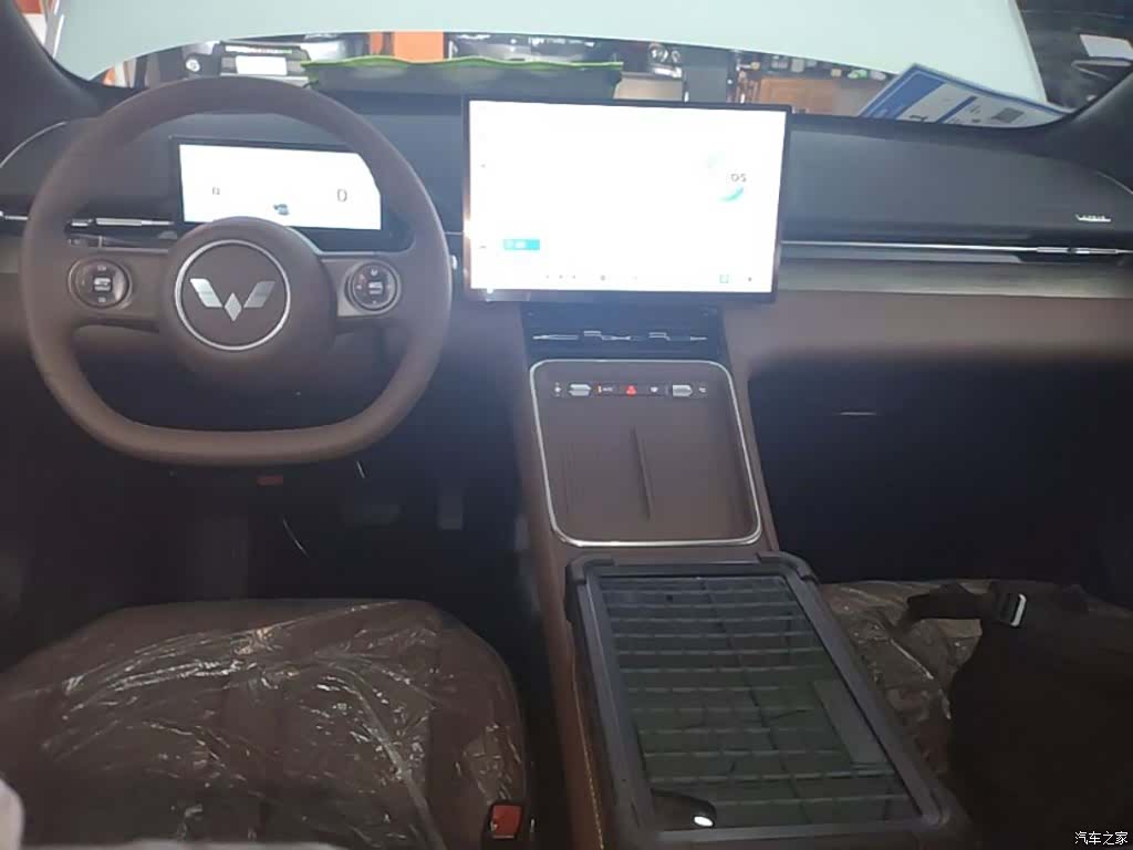 Wuling Starlight, 2026 10