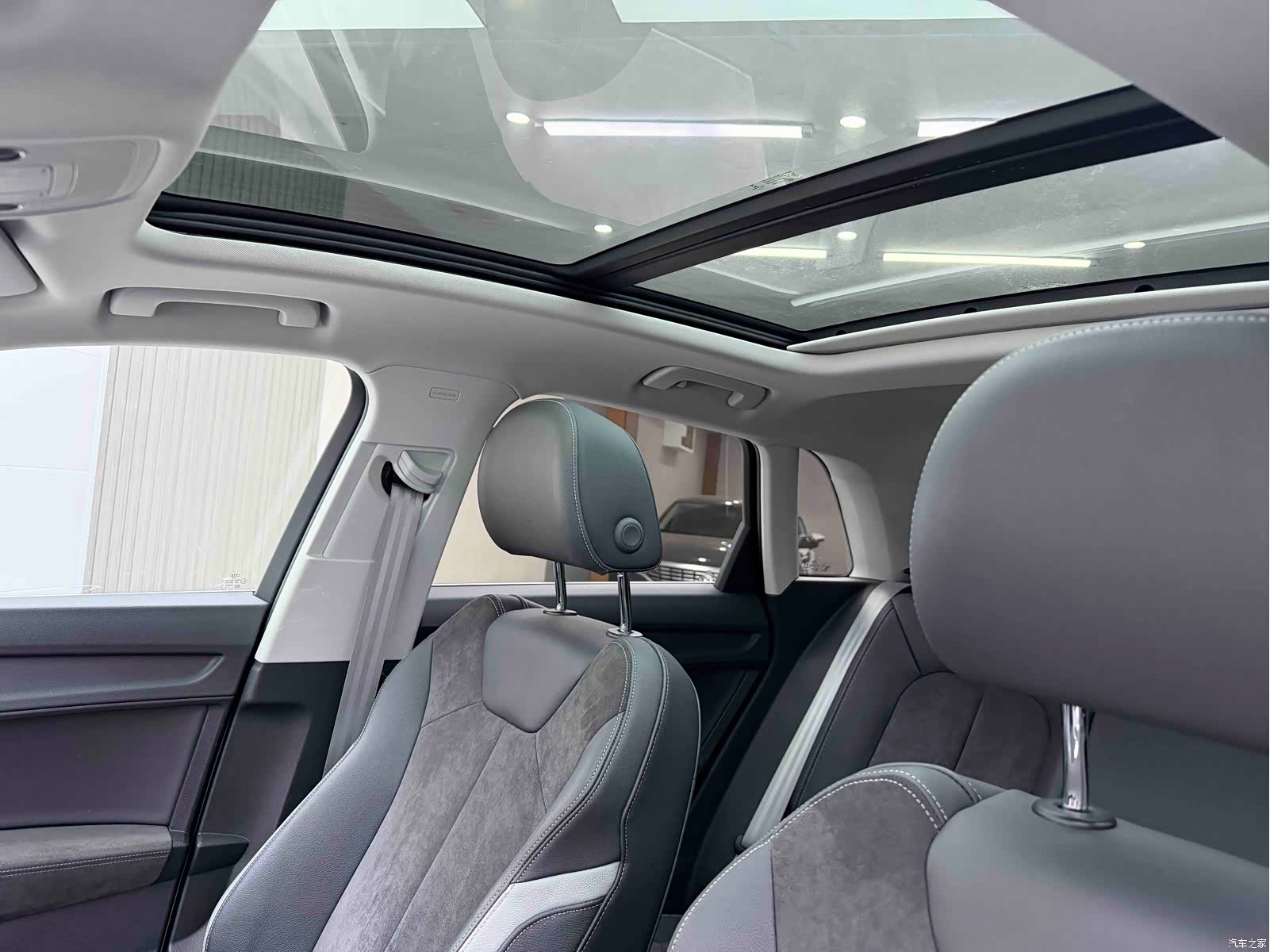 Audi Q3, 2022 14
