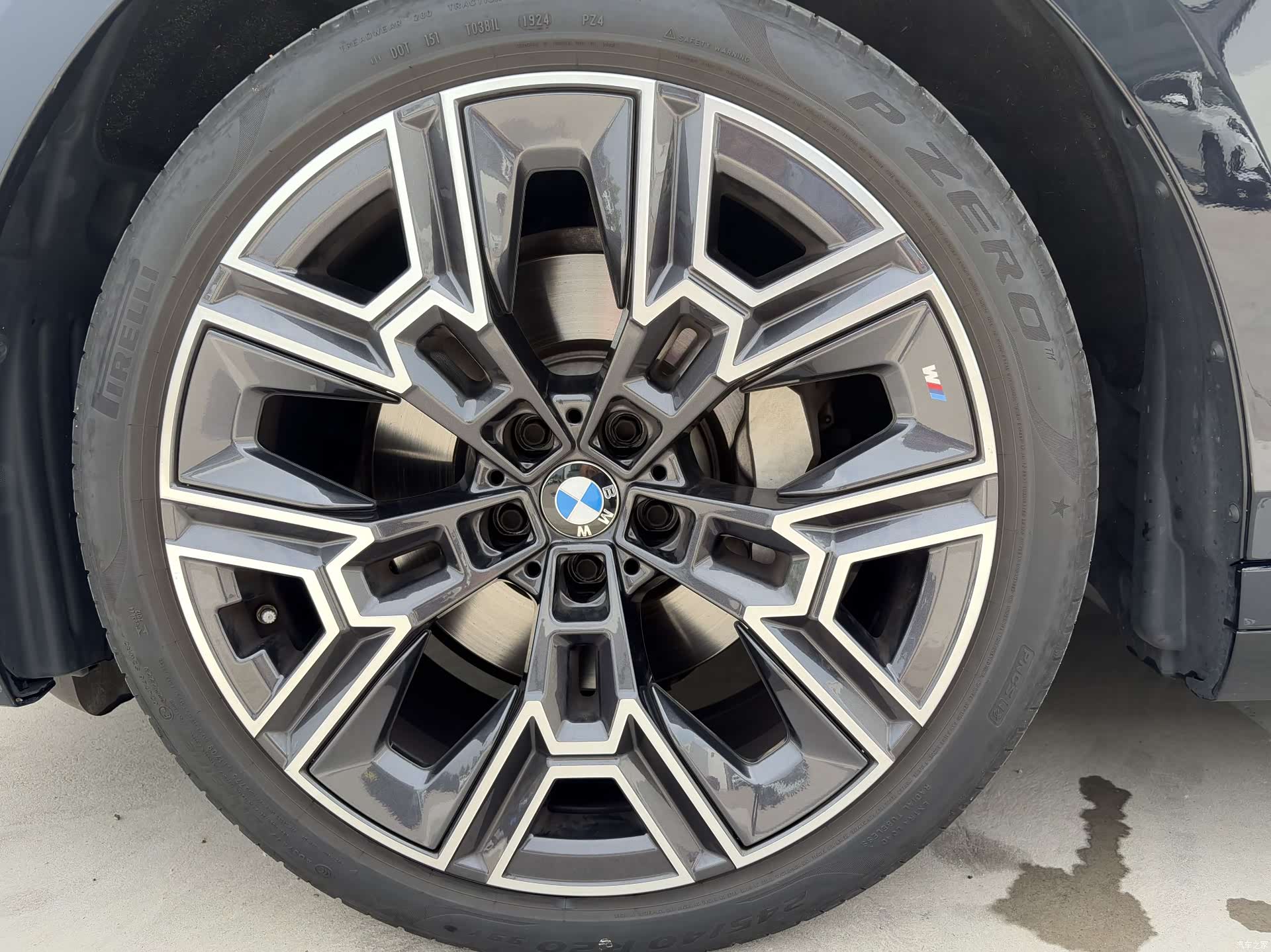 BMW 5 Series, 2024 14