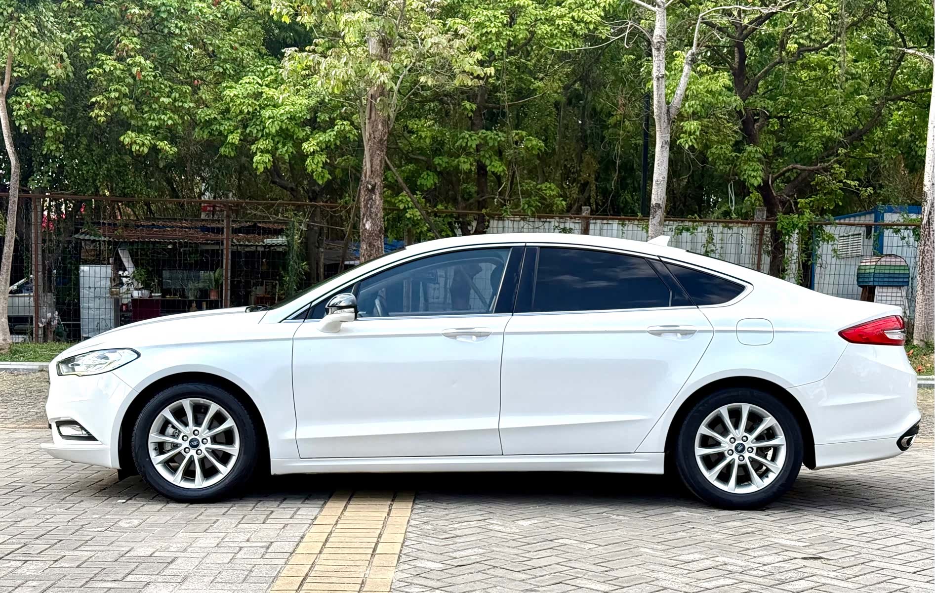 Ford Mondeo, 2017 4