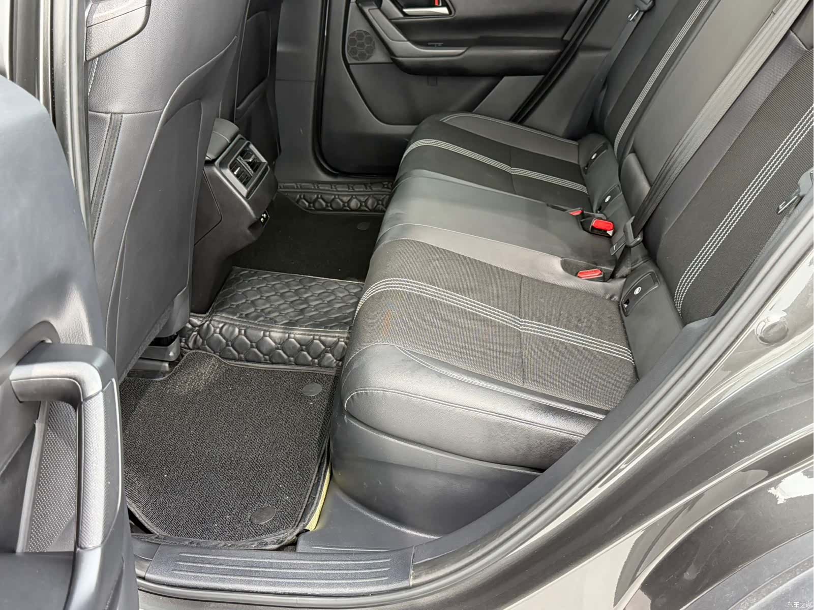 Mazda CX-50, 2023 14