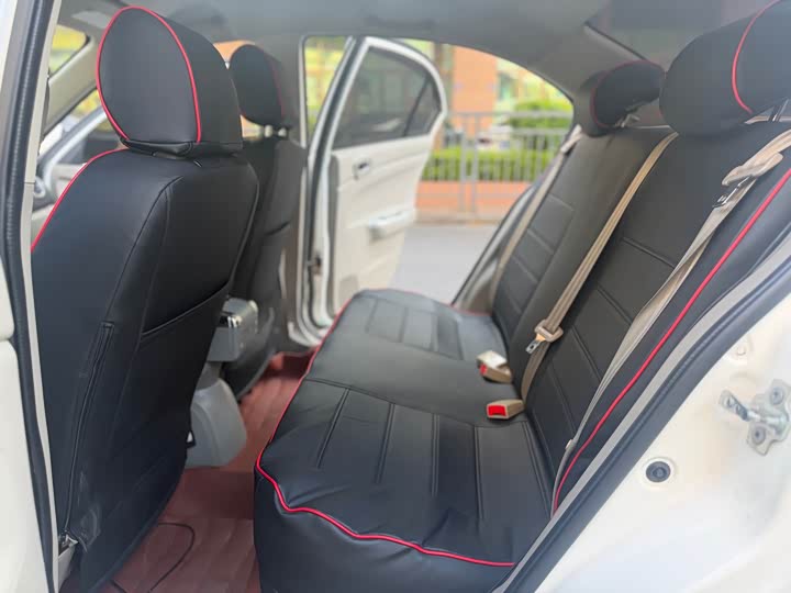 Changan Alsvin V3 2015 1.4L МКПП wen xin xing guo V