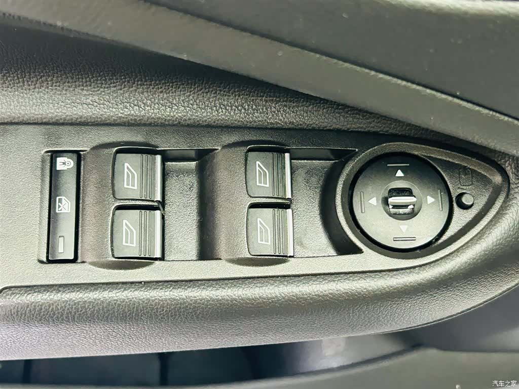 Ford Kuga, 2017 18