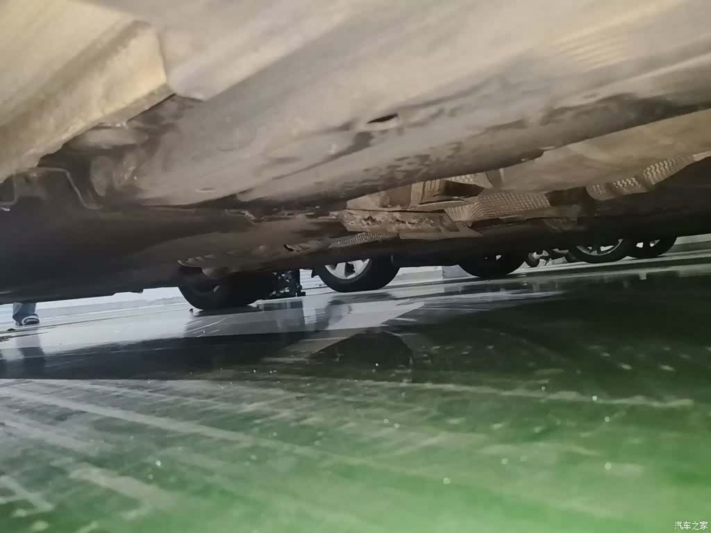 Audi A4L, 2014 17