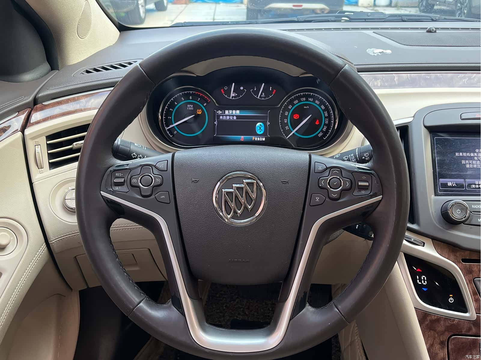 Buick LaCrosse, 2016 11