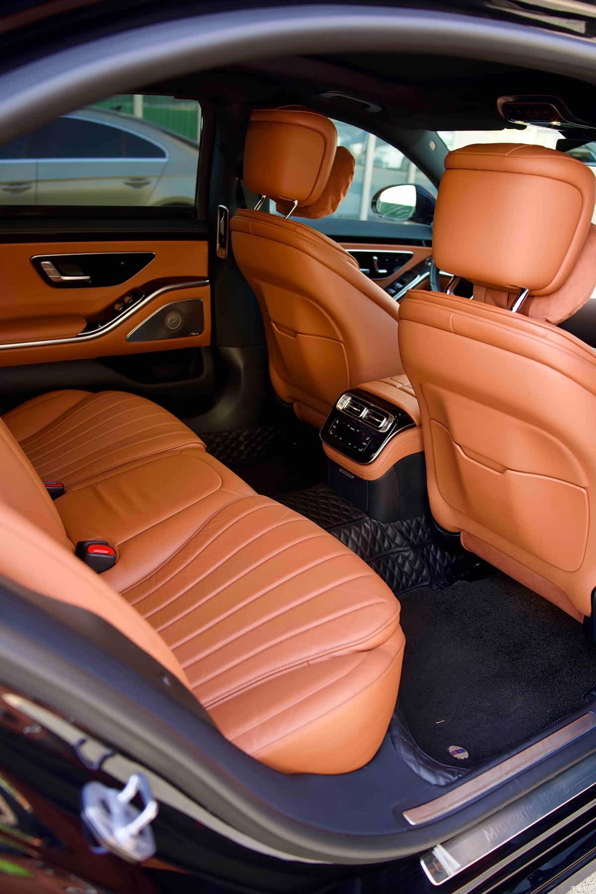 Mercedes-Benz S-Class, 2023 14