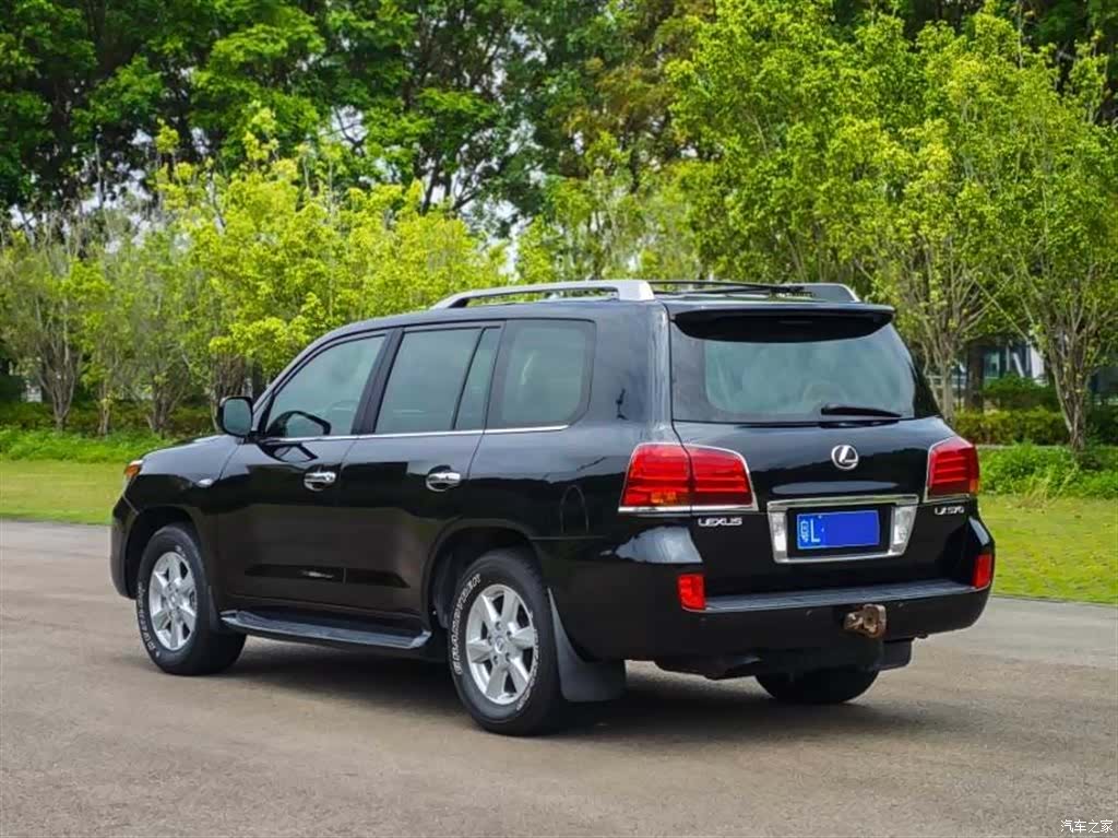 Lexus LX, 2008 9