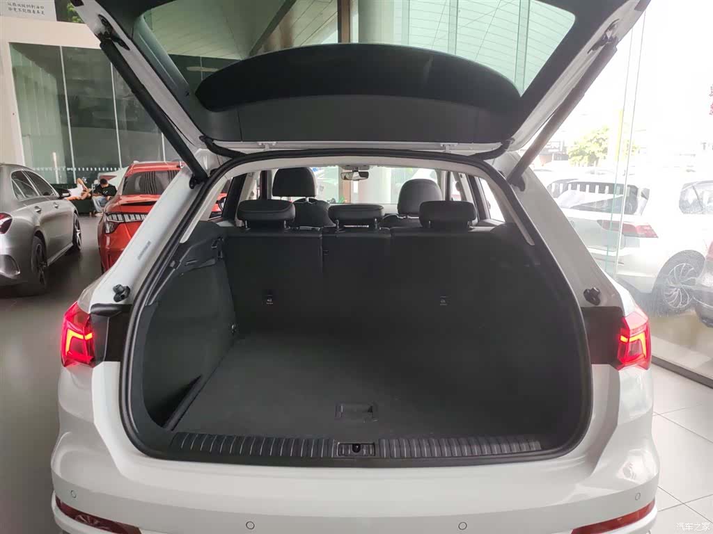 Audi Q3, 2019 19
