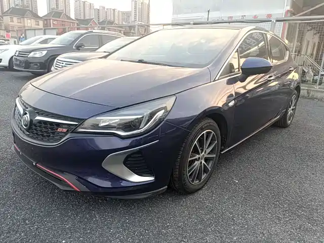 Buick Velar 2018 — купить из Китая под заказ