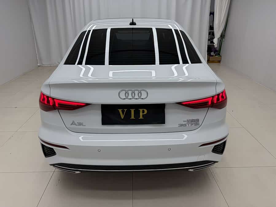 Audi A3 2023, фото 3