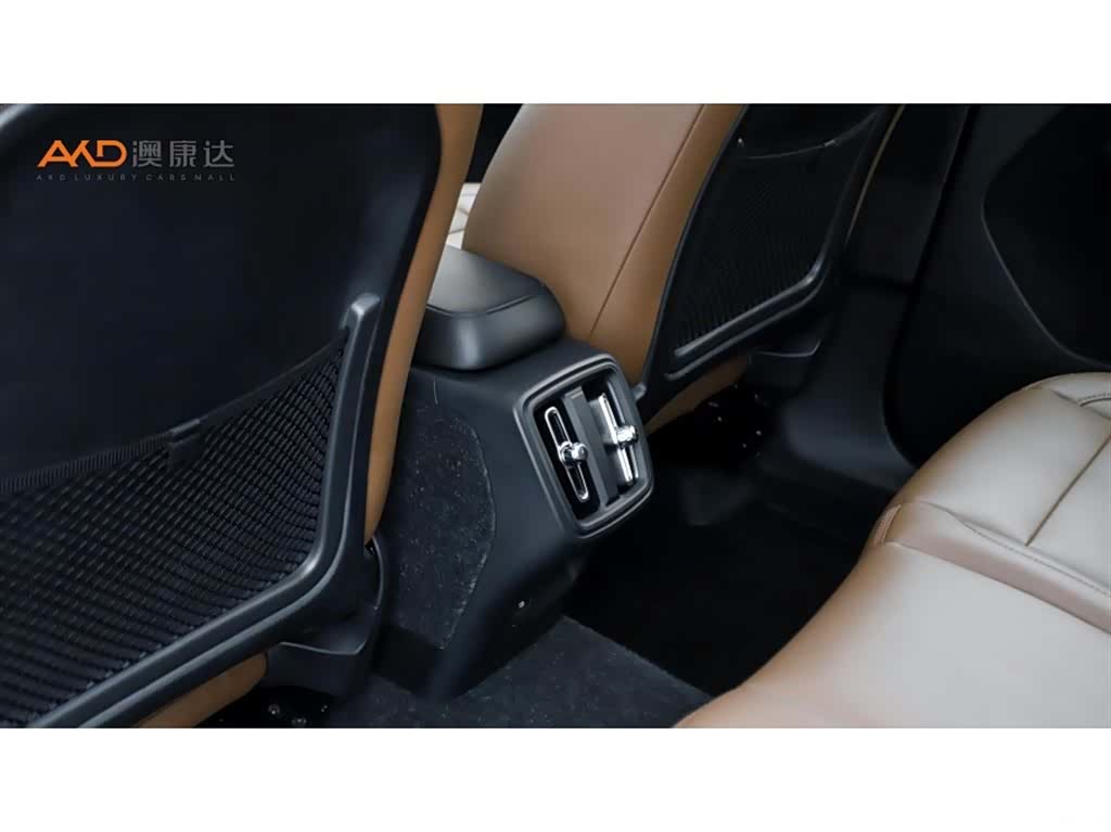 Volvo XC40, 2022 9