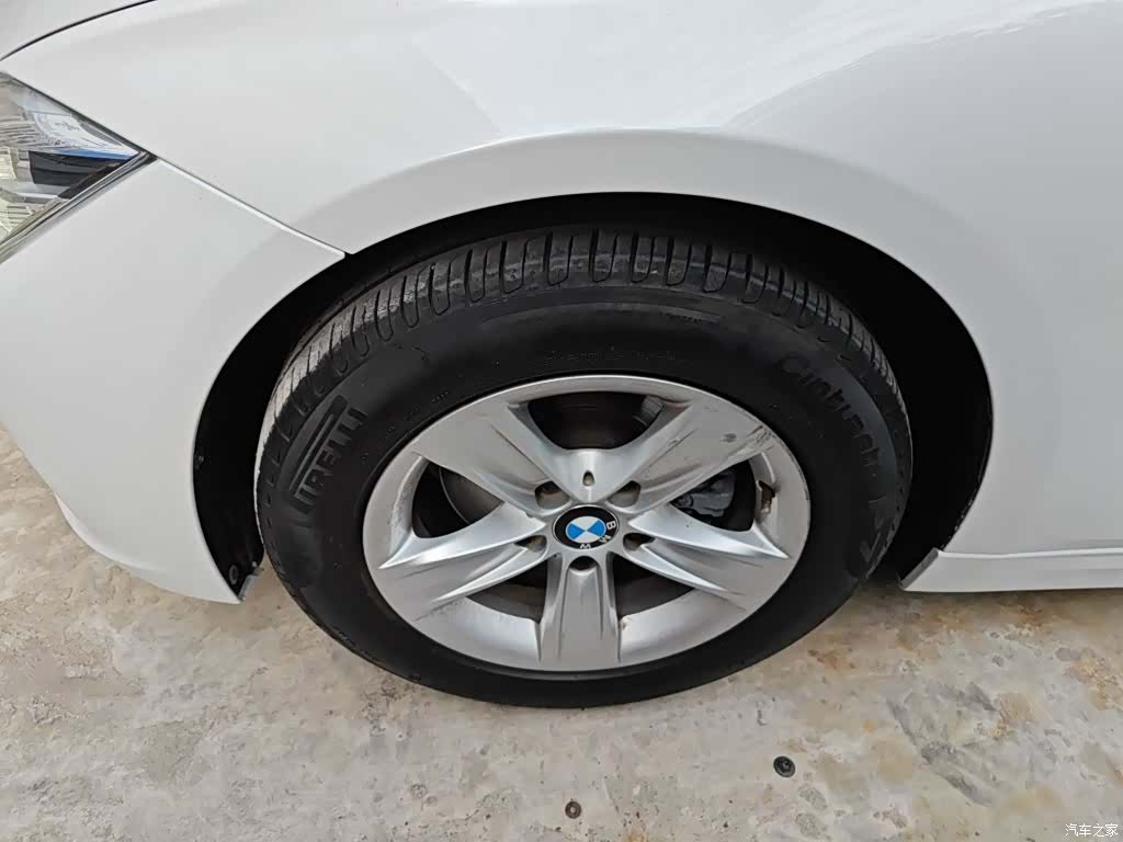 BMW 3 Series, 2016 23