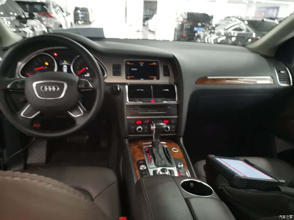 Audi Q7, 2015 7