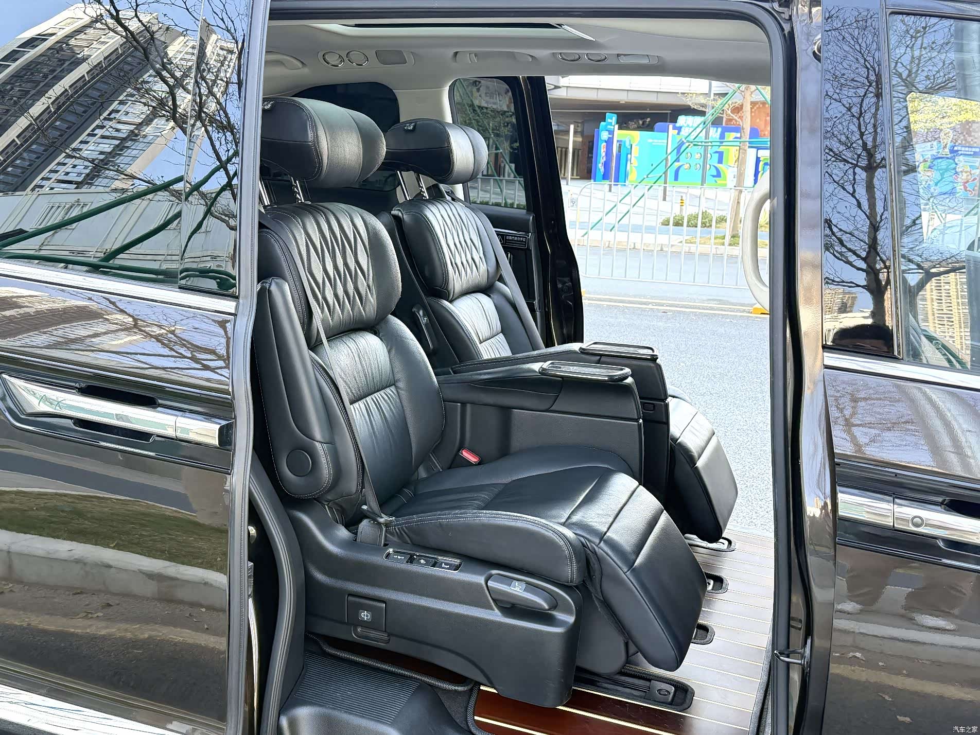 Honda Elysion, 2021 12