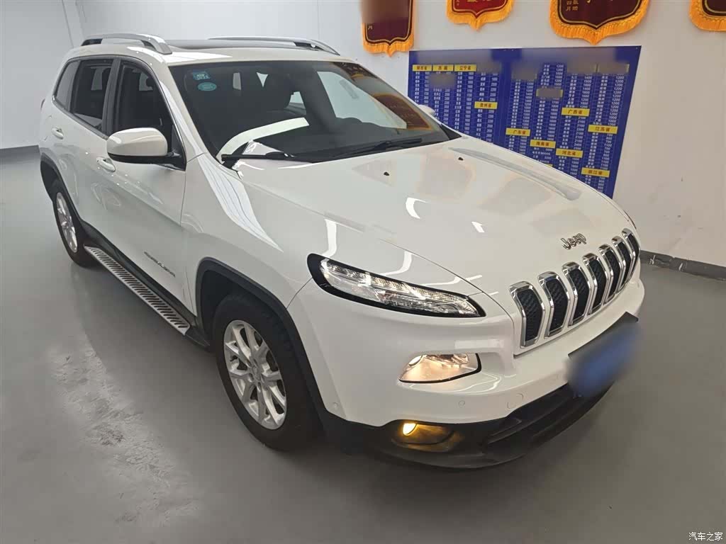 Jeep Cherokee, 2016 4