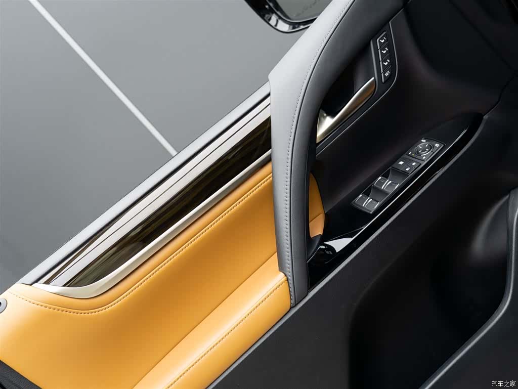 Lexus LX, 2022 8