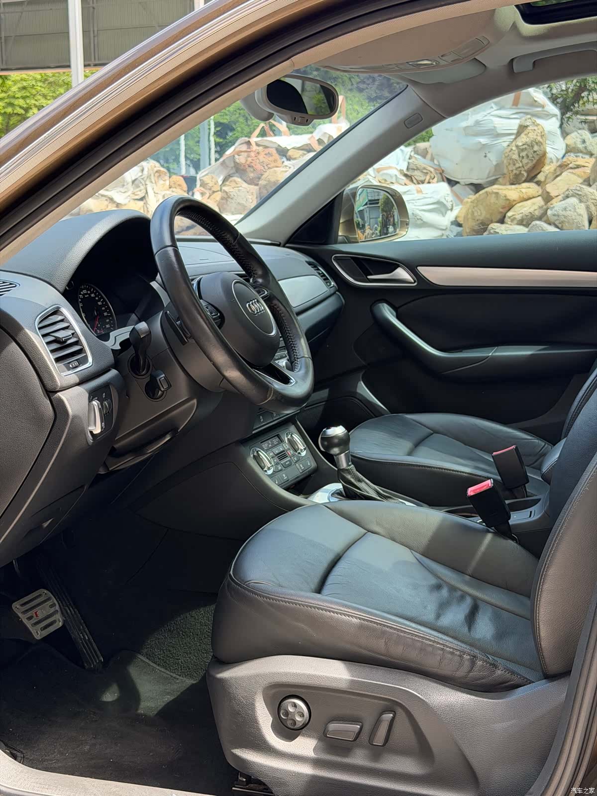 Audi Q3, 2013 4