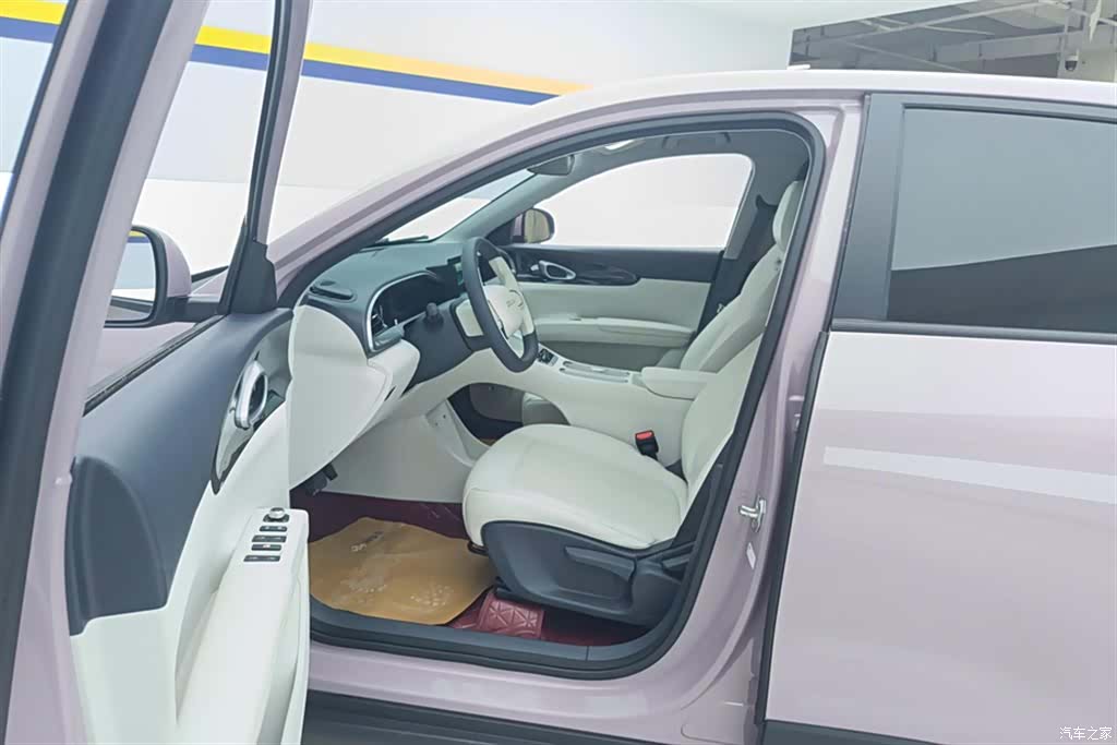 Geely Xingyuan, 2025 9