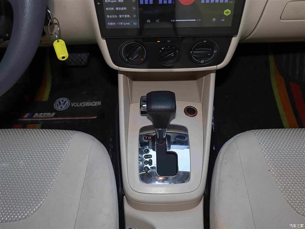 Volkswagen Bora, 2012 12