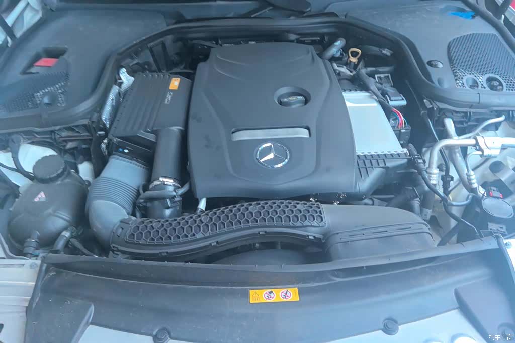 Mercedes-Benz E-Class, 2018 10
