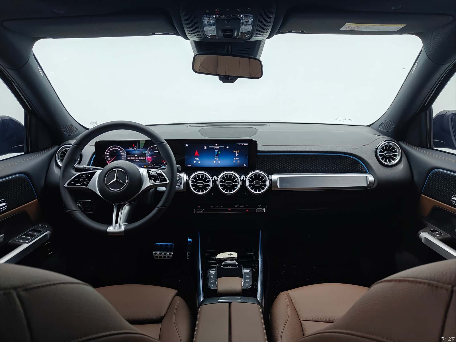 Mercedes-Benz GLB, 2024 18