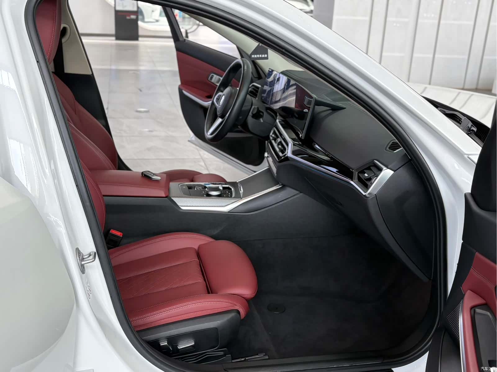 BMW i3, 2023 все фото