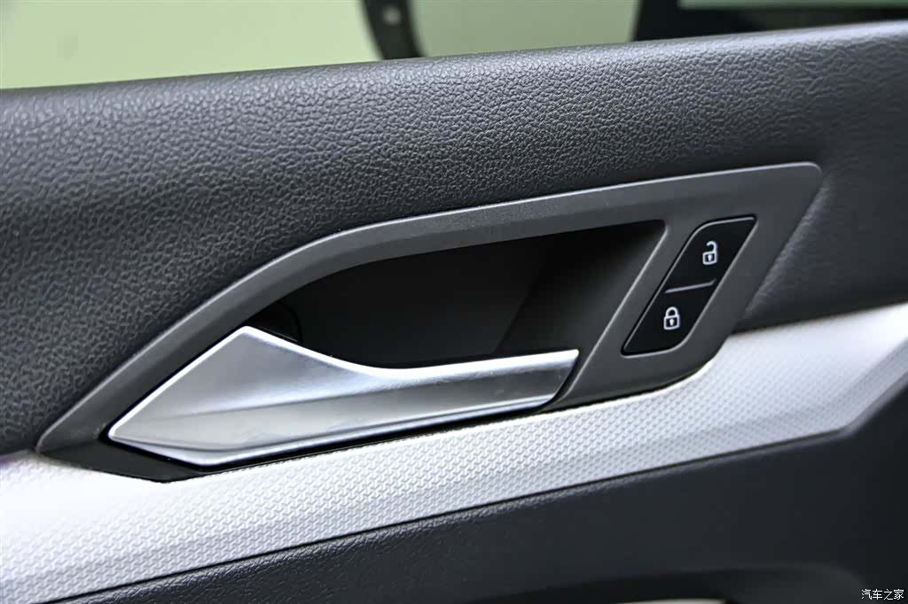Volkswagen Golf, 2022 25